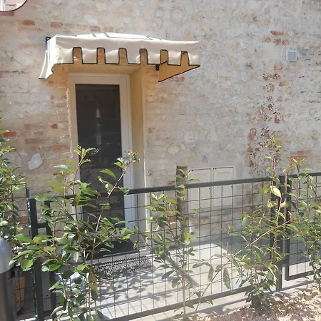 Salvia E Timo Holiday Apartments Borso del Grappa Room photo